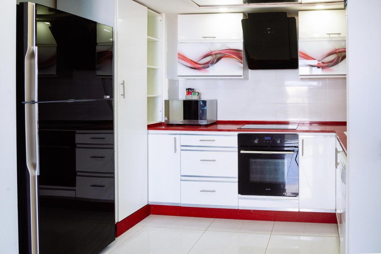 Almog Beach Apartments מגדלי חוף הכרמל חיפה Екстериор снимка